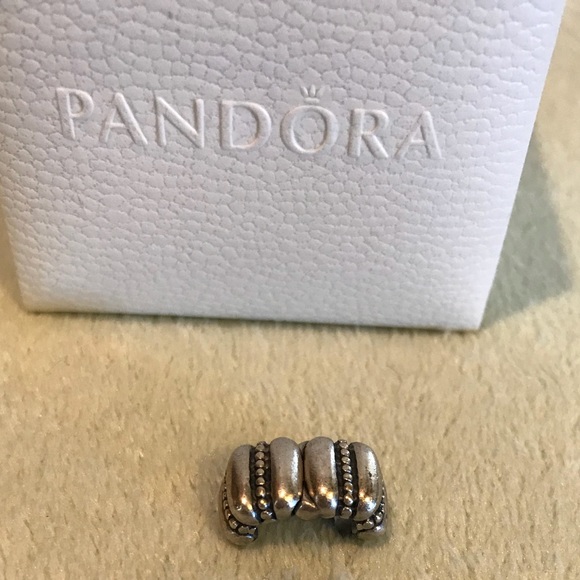 Pandora Clip Retired, Groovy & Crazy - Picture 3 of 3